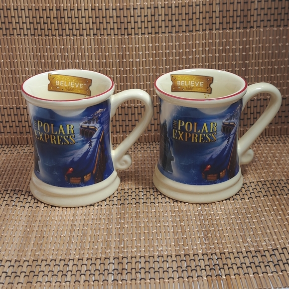 Warner Bros.The Polar Express Set of 2 3D Coffee,Tea,Chocolate Mug‎ Blue & Ivory - Picture 1 of 14